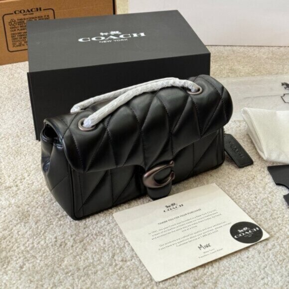 Coach Tabby Shoulder Bag 20 With Pillow Quilting - Picture 7 of 8